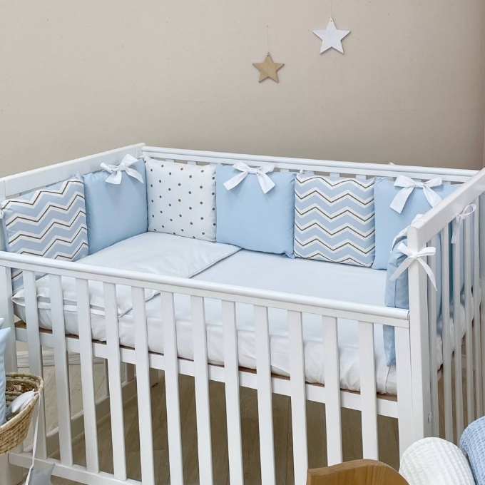 Set lenjerie patut bebe 7 piese Dots albastru (4)
